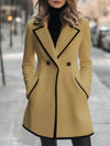 Dubbelzijdige duster - elegante damesjas met zwarte accenten