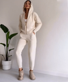 2-delige gebreide lounge set - trendy hoodie en joggingset voor dames - Bakkermode.nl