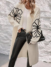 Gebreide cardigan - elegante oversized cardigan voor dames met bloemendetails - Bakkermode.nl