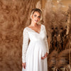 Zwangere maxi-jurk - elegante witte damesgala met kantmouwen