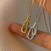 Gouden ketting met verstrengelde schakels - elegante dames sieraden - Bakkermode.nl