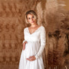 Zwangere maxi-jurk - elegante witte damesgala met kantmouwen