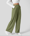 Hoge taillebroek voor vrouwen - elegante kantooroutfits met geplooide details