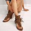 Bruine sandalen met franjes en veters - Bakkermode.nl