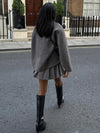 Oversized button-down jas dames - korte beige jas met moderne pasvorm - Bakkermode.nl