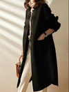 Lange knopencoat - elegante, getailleerde damesouterwear