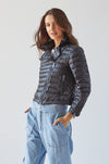 Blauwe korte dames donsjack - gewatteerde cropped jas met ritssluiting en zakken - Bakkermode.nl