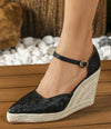 Dames wedge sandalen met bloemenpatroon - elegante hakken voor speciale gelegenheden
