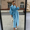 Dubbelrijige trenchcoat - elegante damesbovenkleding - Bakkermode.nl