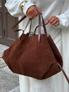 Suède bruine en zwarte tote bag voor dames - chique en veelzijdige handtas - Bakkermode.nl