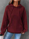 Knusse wafelgebreide hoodie dames - casual oversized trui - Bakkermode.nl