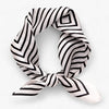 Zijde sjaal - elegante gedessineerde damesaccessoire - Bakkermode.nl